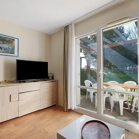 Hébergement de vacances Cottage, Piscine Partagée - C35 *